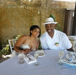 Meet your Posher, Latia